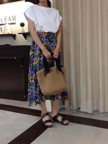 ANY 三上 コーディネート画像