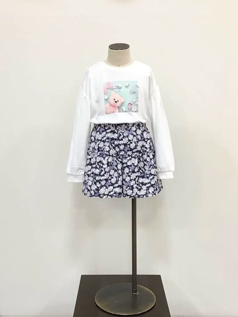 ANY 佐々木 コーディネート画像