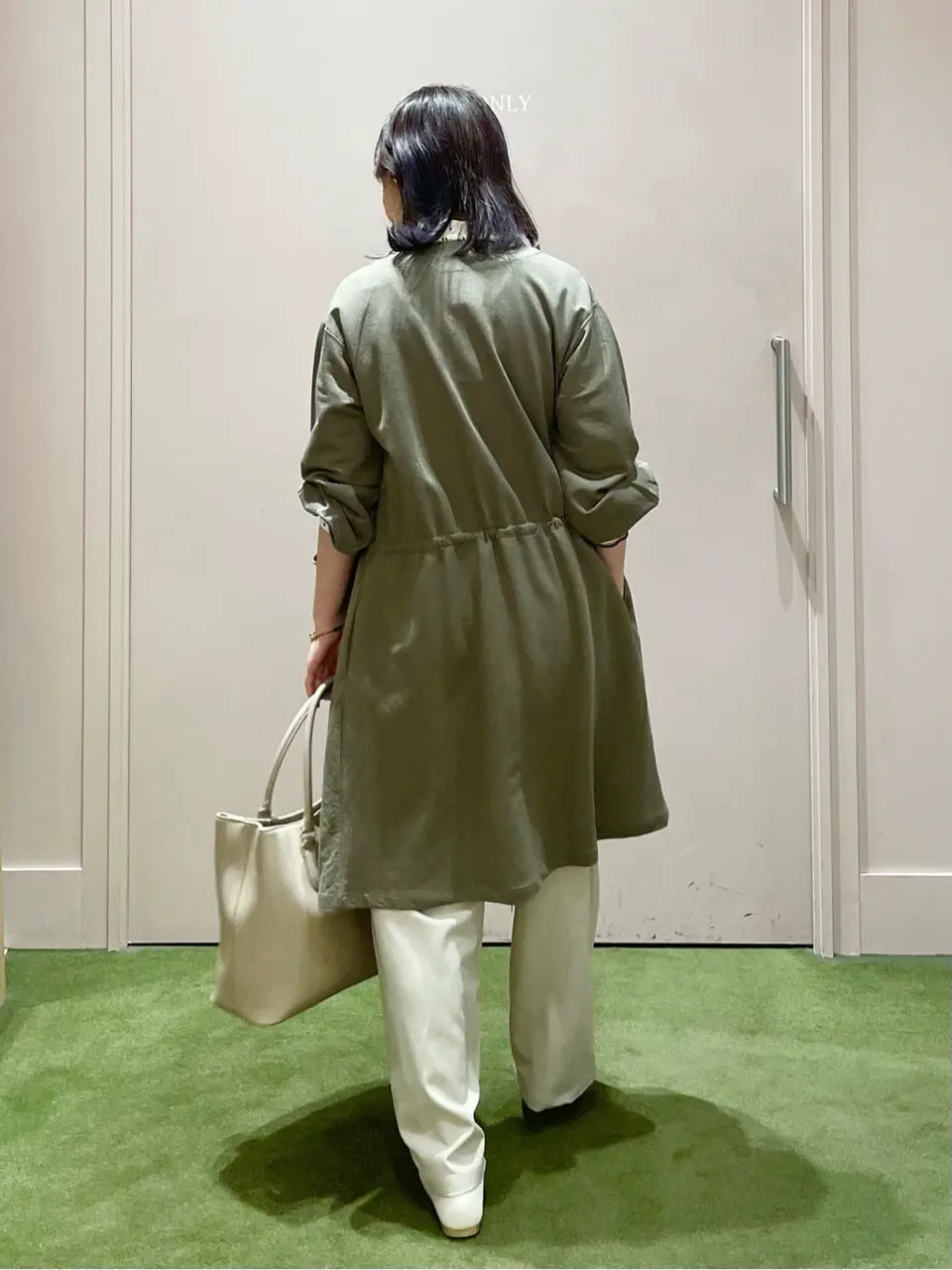 ANY フジコ コーディネート画像