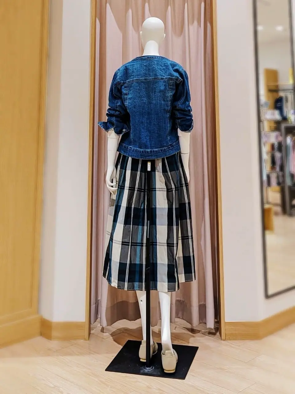 ANY 岩田 コーディネート画像