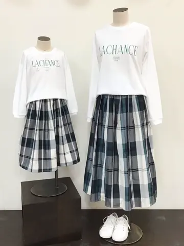 ANY 佐々木 コーディネート画像