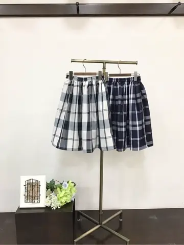 ANY 佐々木 コーディネート画像