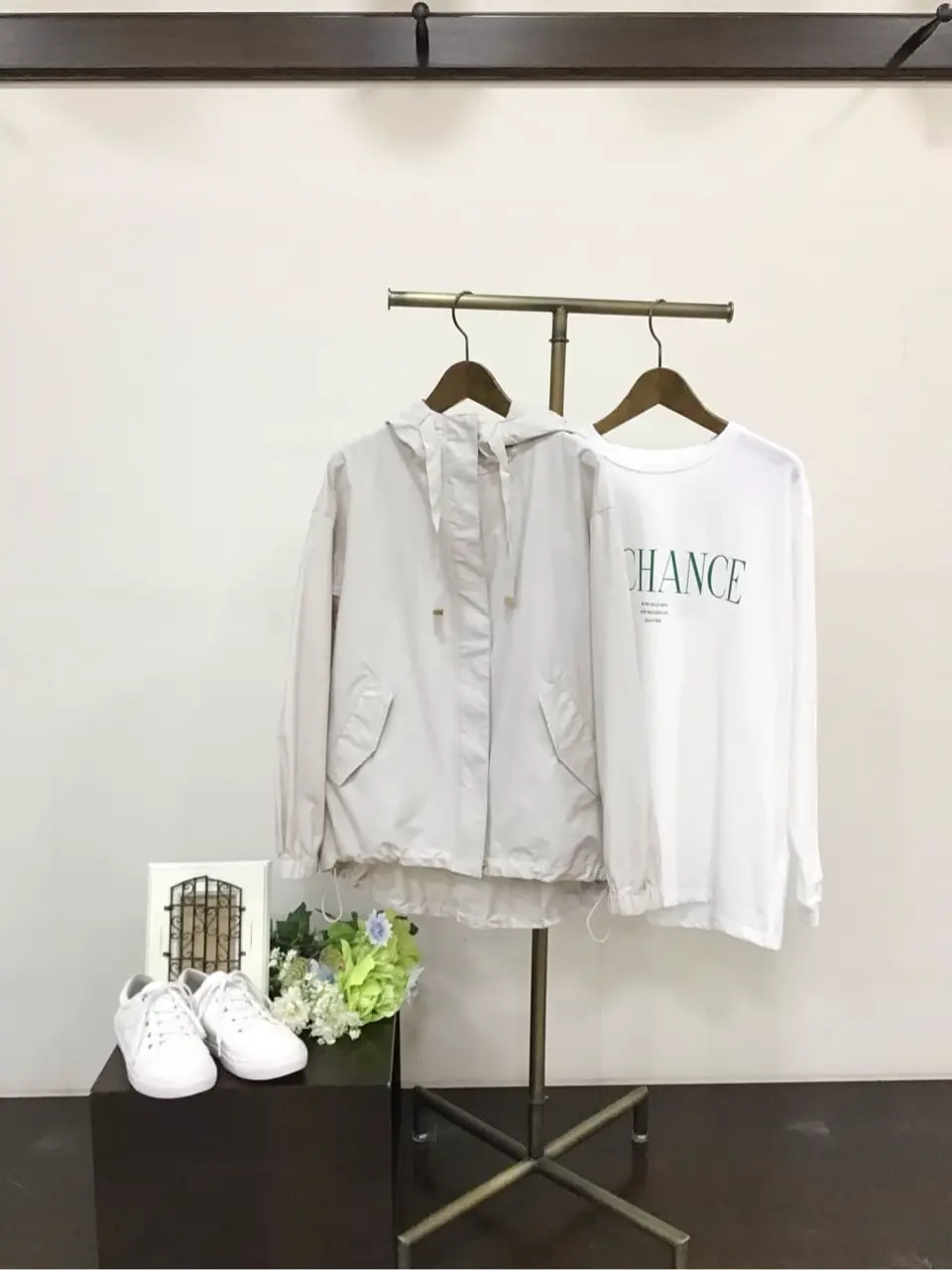 ANY 佐々木 コーディネート画像