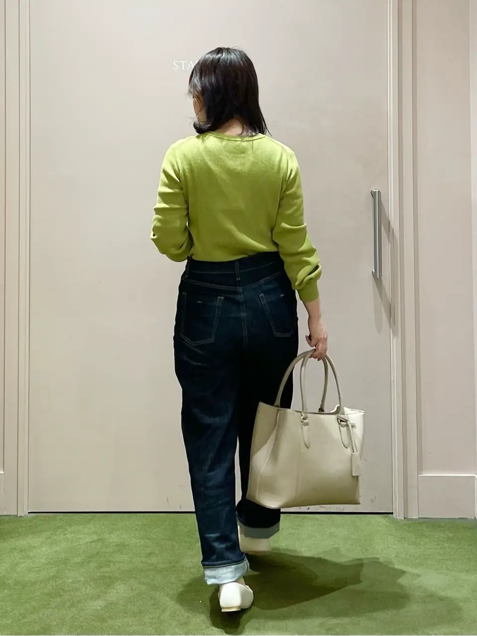 ANY フジコ コーディネート画像