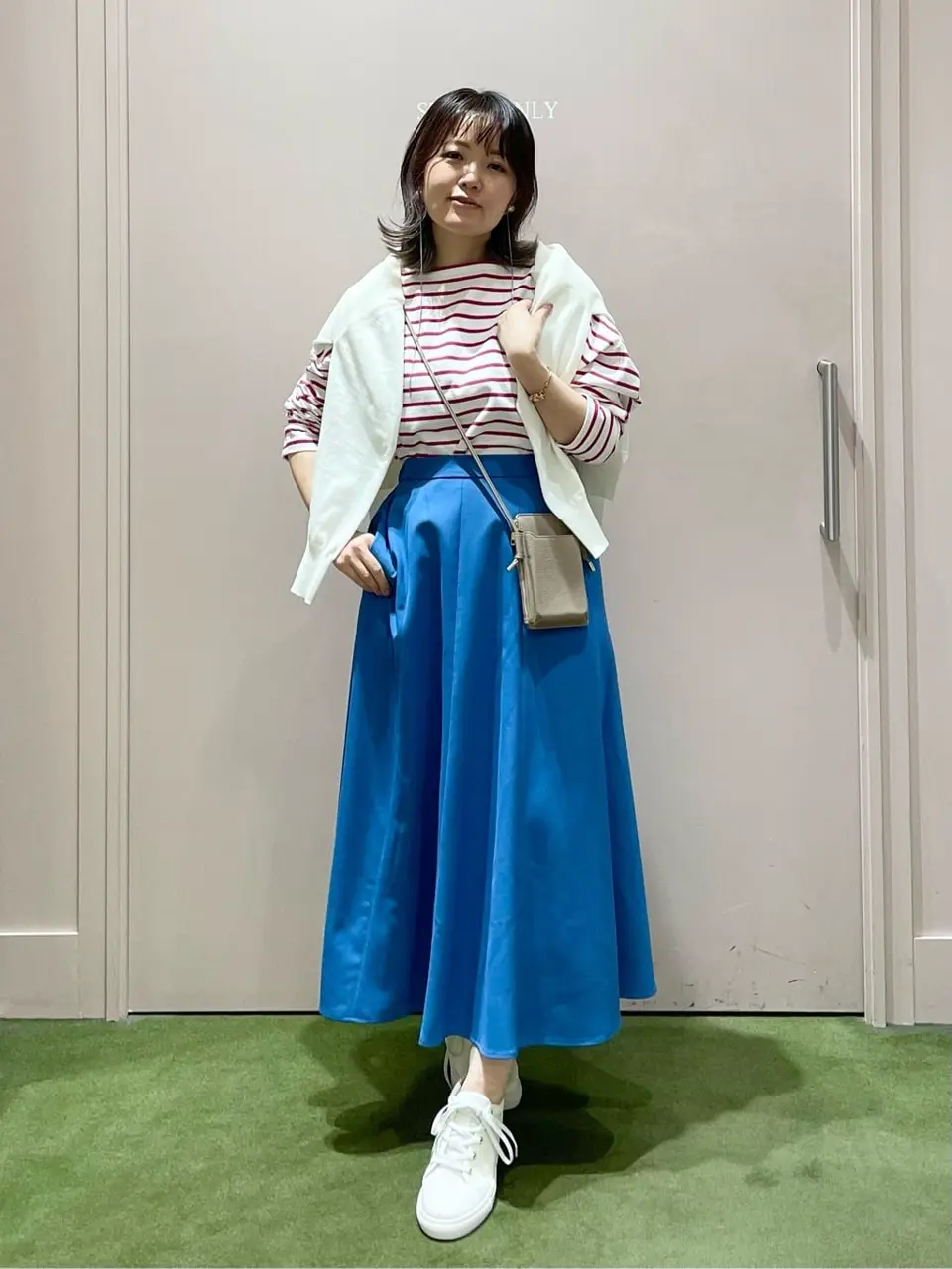 ANY フジコ コーディネート画像