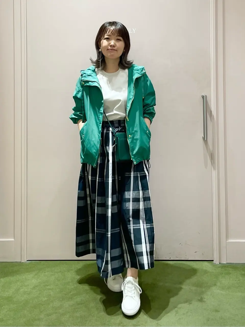 ANY フジコ コーディネート画像