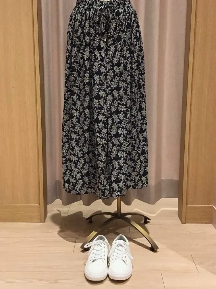 ANY 本吉 コーディネート画像