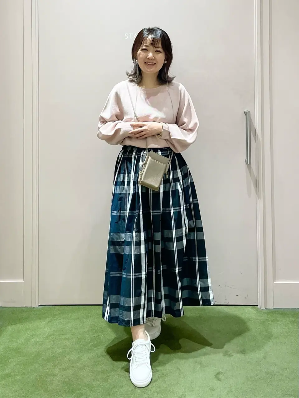 ANY フジコ コーディネート画像