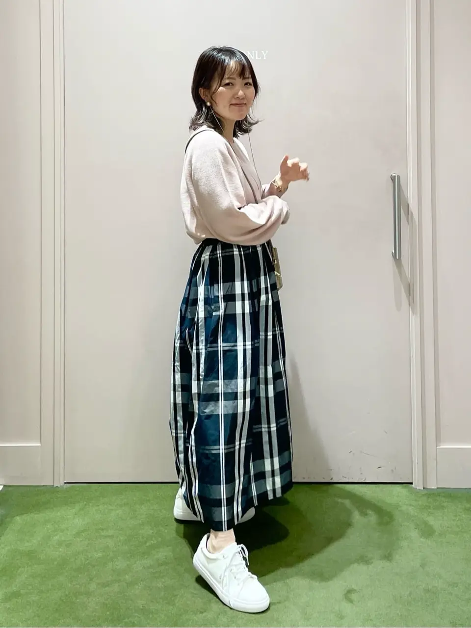 ANY フジコ コーディネート画像