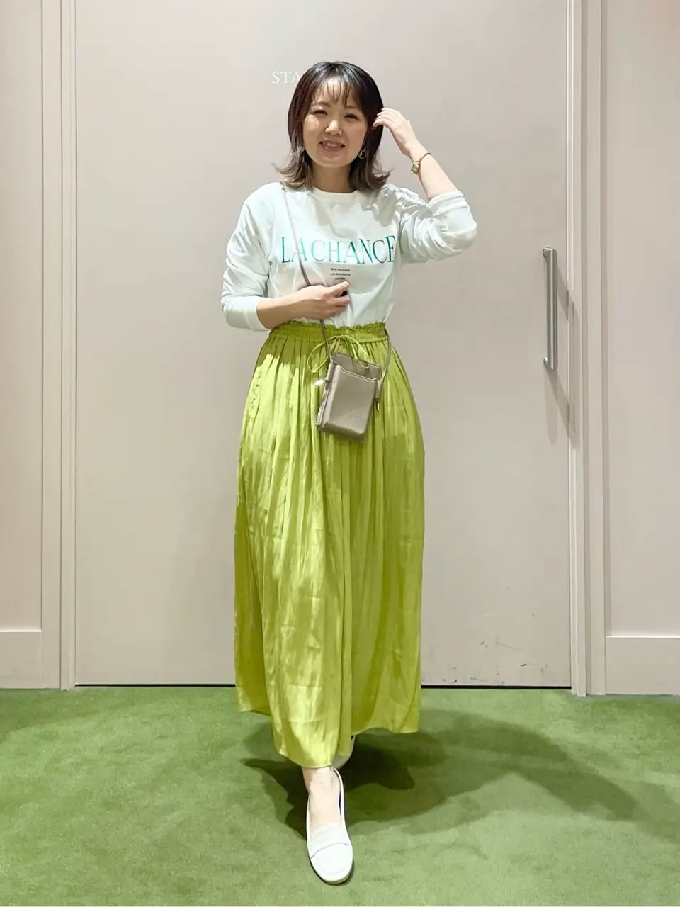 ANY フジコ コーディネート画像