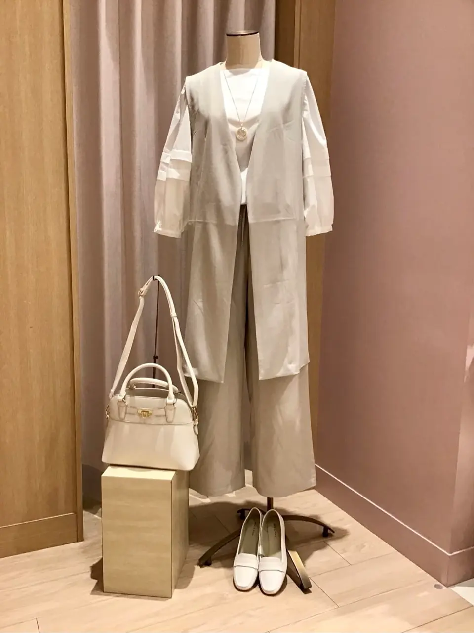 ANY 浅岡 コーディネート画像