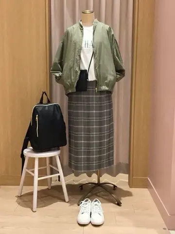 ANY 本吉 コーディネート画像