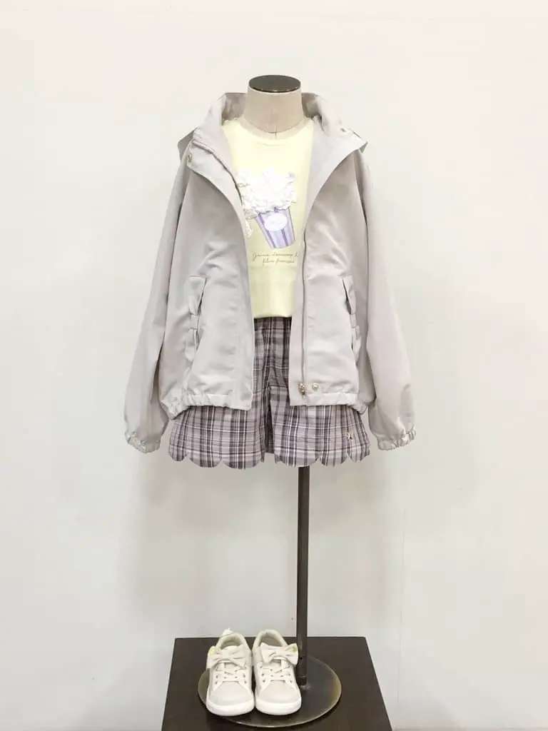 ANY 佐々木 コーディネート画像