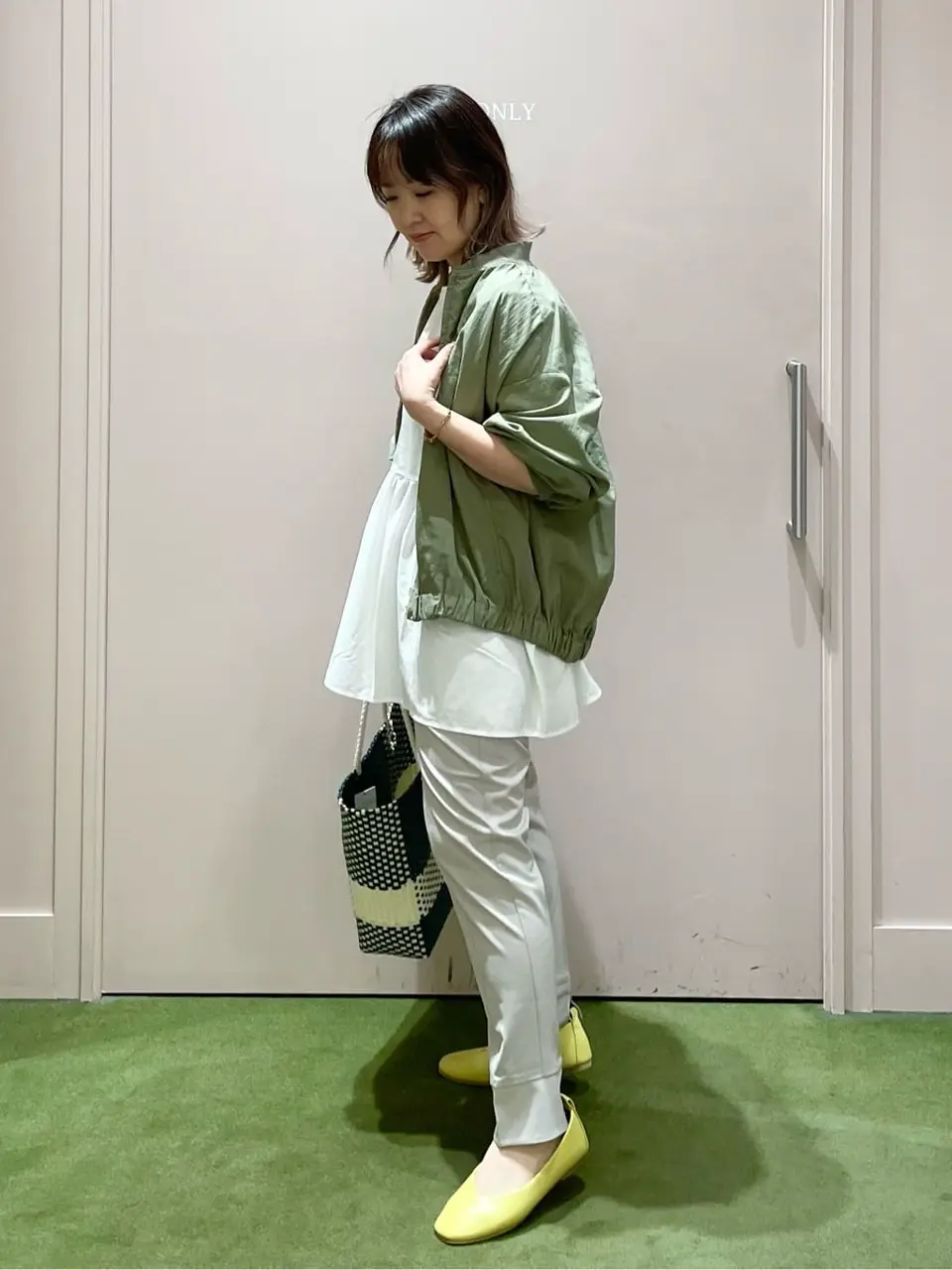 ANY フジコ コーディネート画像