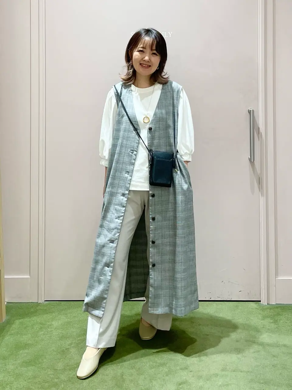 ANY フジコ コーディネート画像