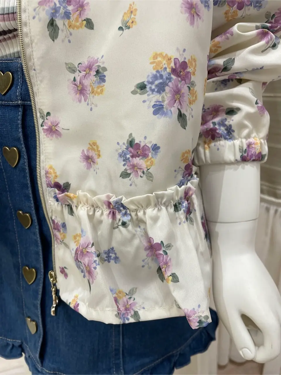 ANY 岡田 コーディネート画像