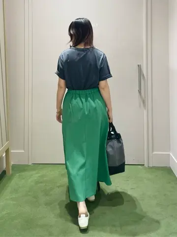 ANY フジコ コーディネート画像