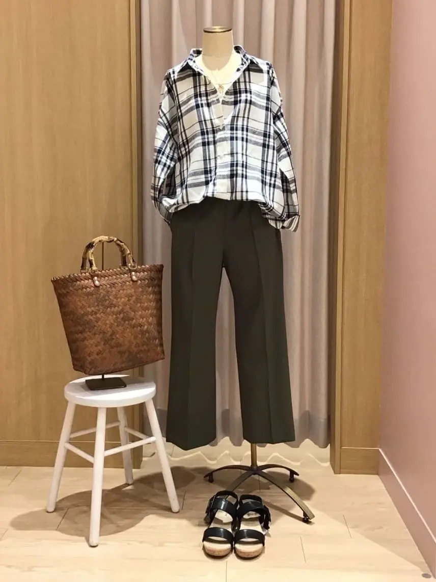  本吉 コーディネート画像