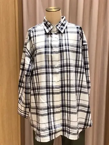 ANY 本吉 コーディネート画像