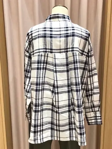 ANY 本吉 コーディネート画像