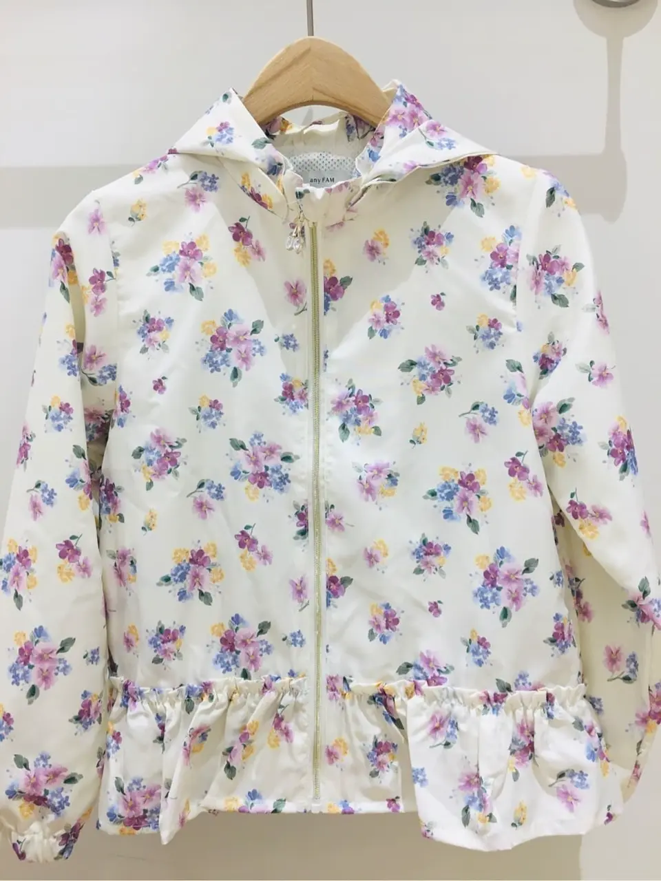 ANY 山口 コーディネート画像