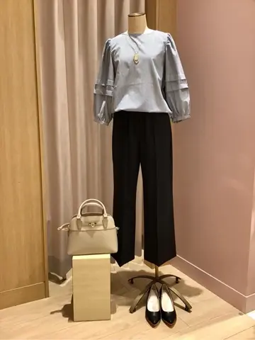 ANY 浅岡 コーディネート画像