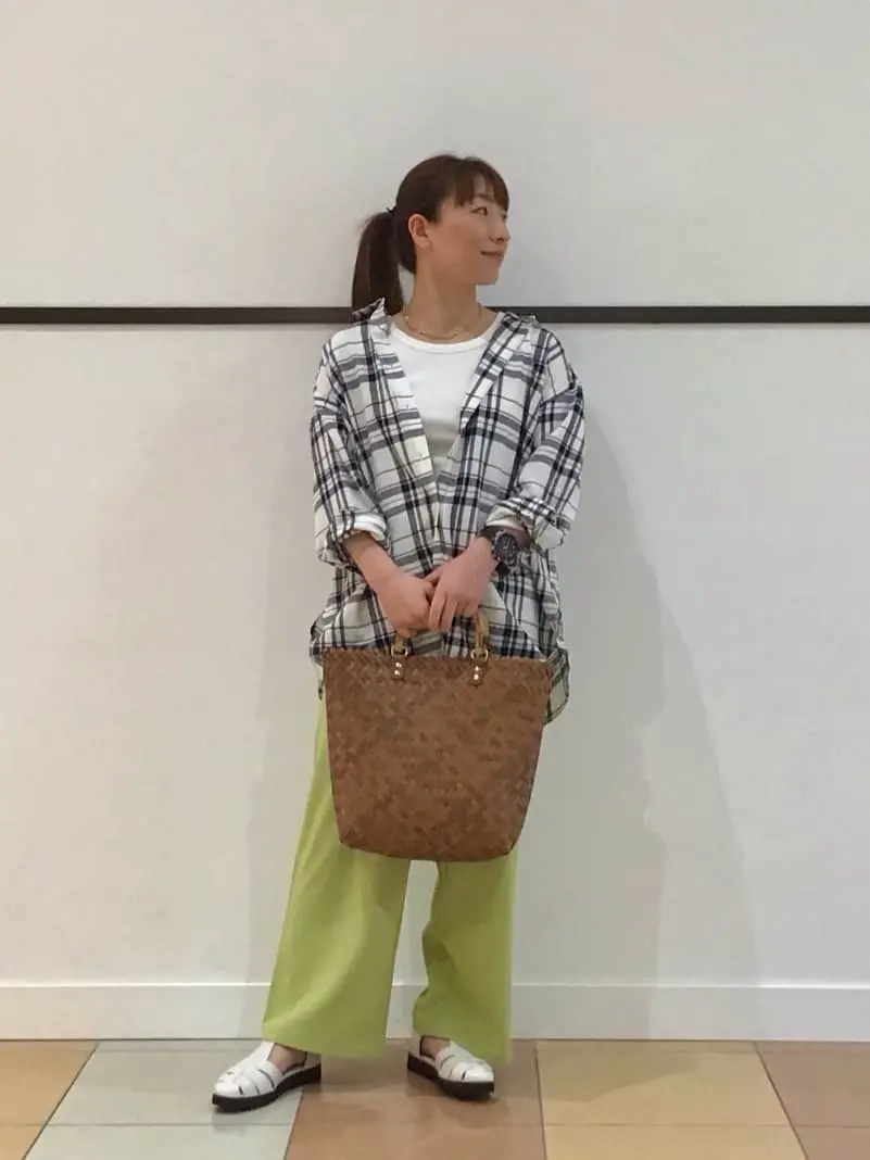 ANY 深田 コーディネート画像