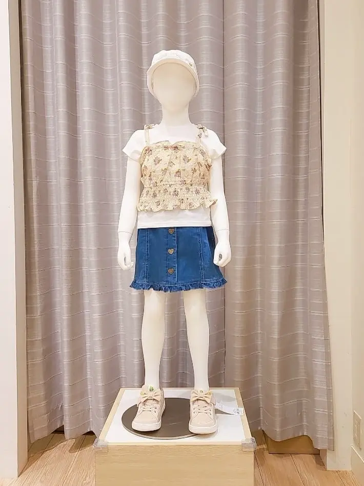  小渕 コーディネート画像