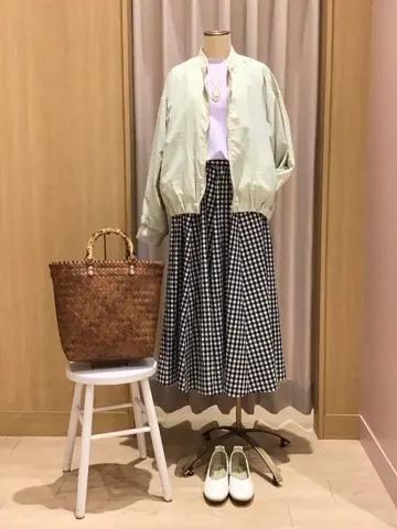 ANY 本吉 コーディネート画像