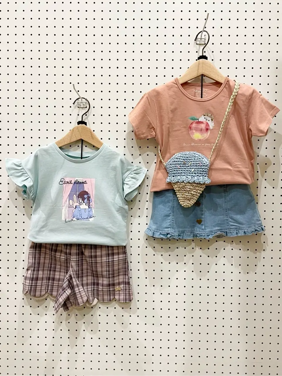 ANY フジコ コーディネート画像