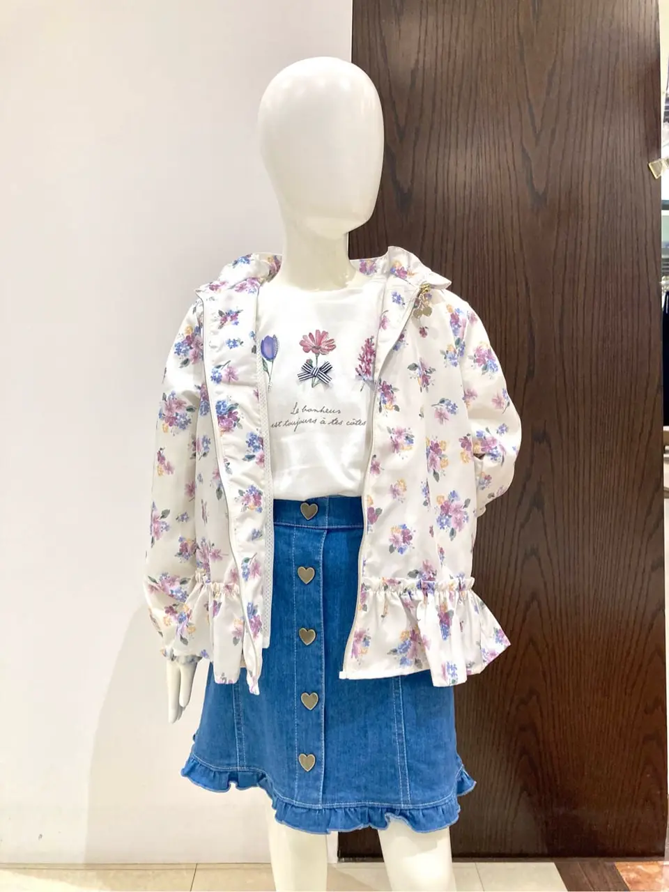 ANY 杉原 コーディネート画像