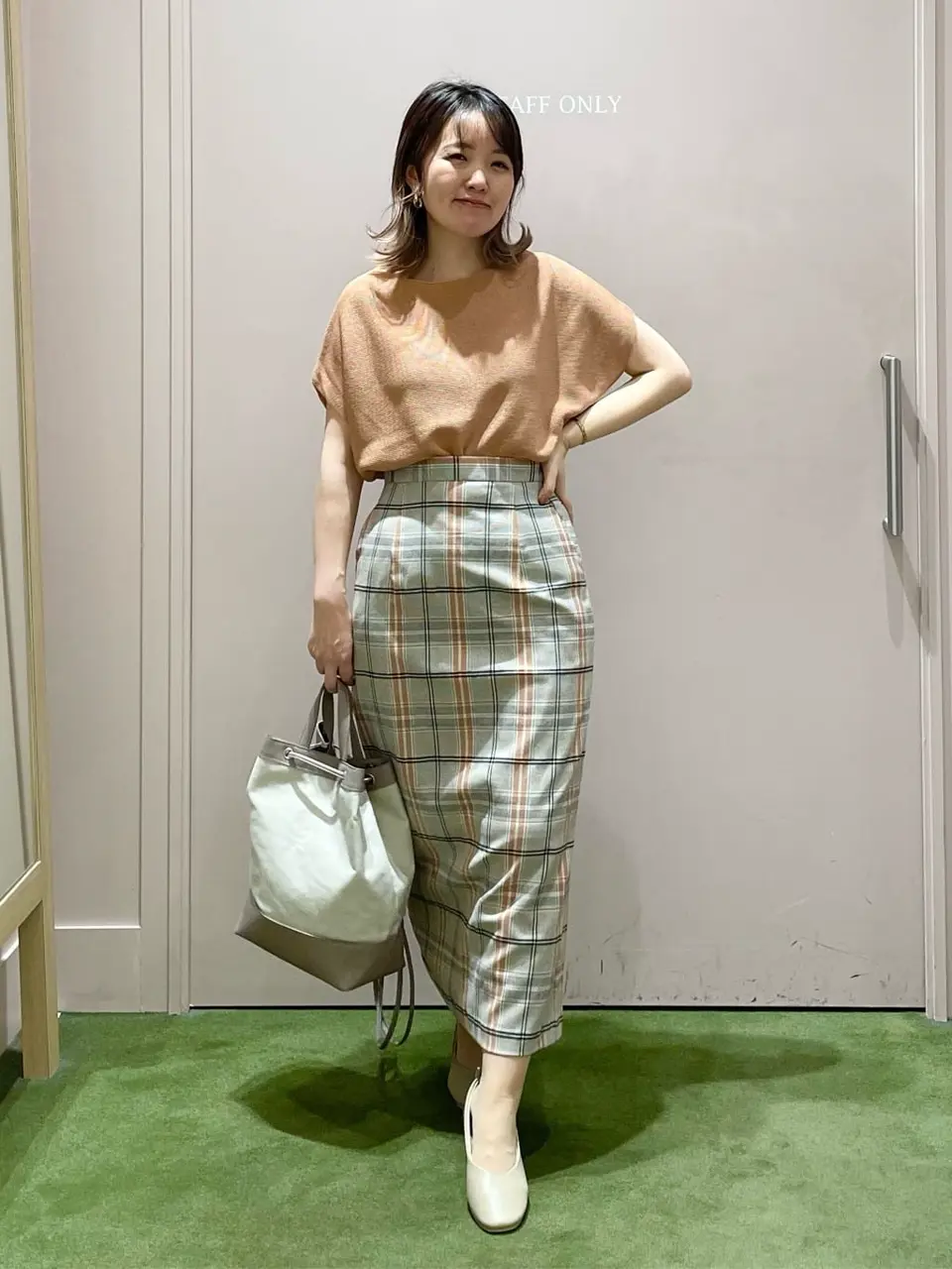 ANY フジコ コーディネート画像