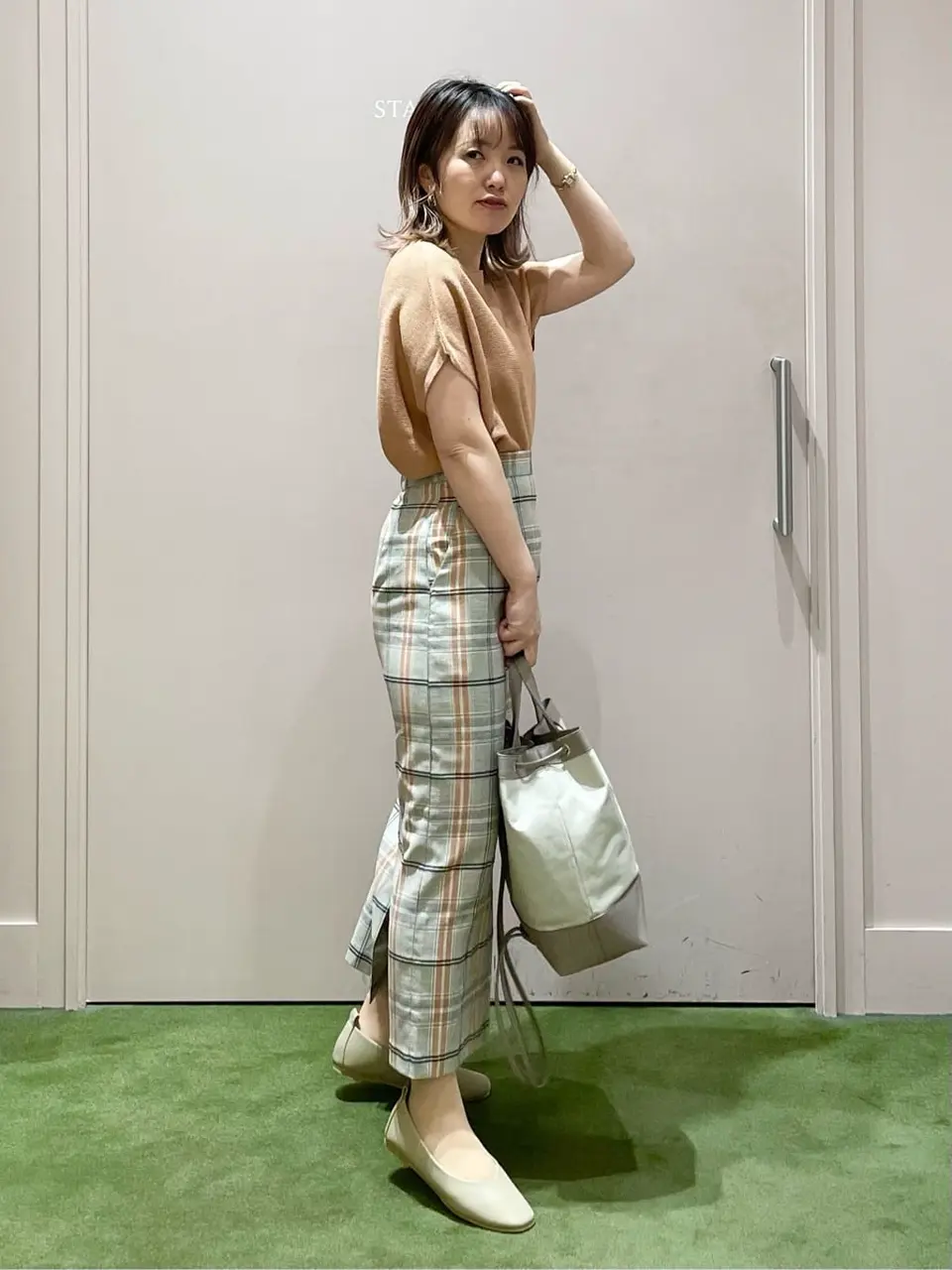 ANY フジコ コーディネート画像