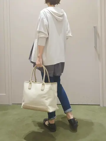 ANY 吉田 コーディネート画像