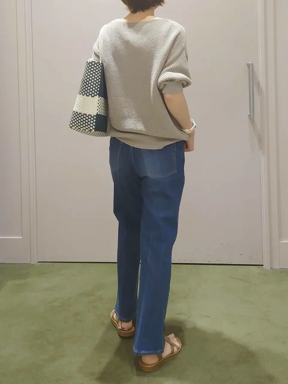 ANY 吉田 コーディネート画像