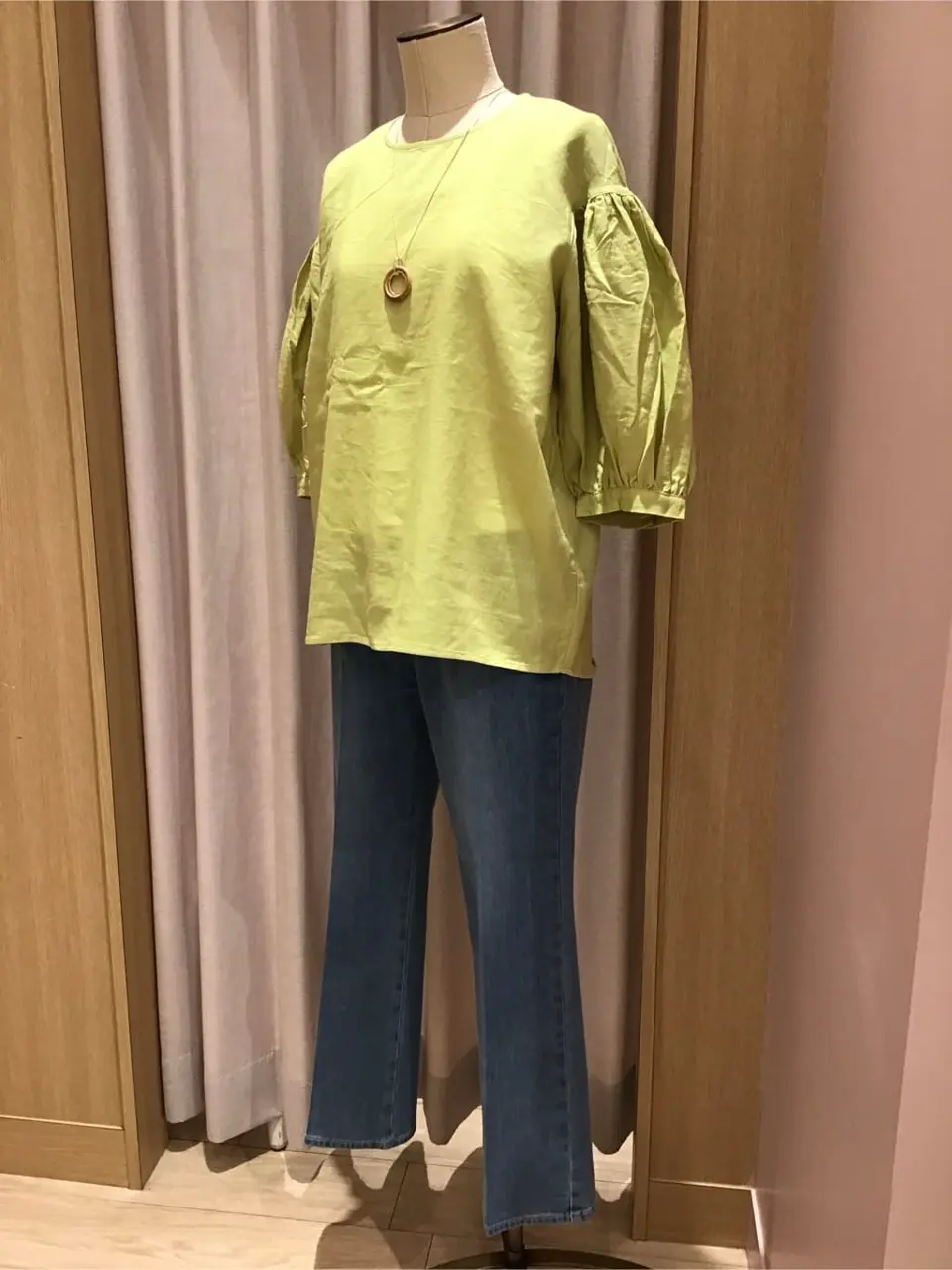 ANY 浅岡 コーディネート画像