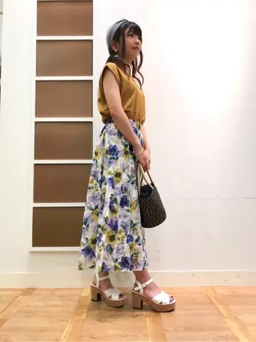 ANY 津野 コーディネート画像