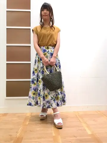 ANY 津野 コーディネート画像