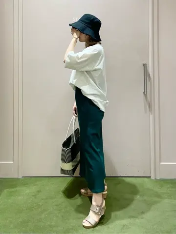 ANY フジコ コーディネート画像