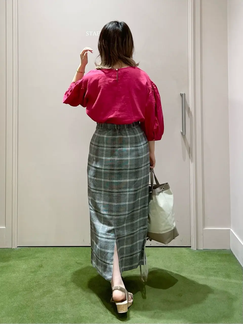 ANY フジコ コーディネート画像