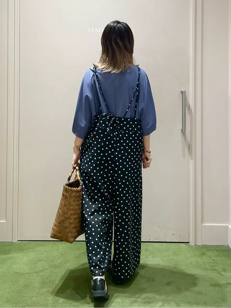 ANY フジコ コーディネート画像