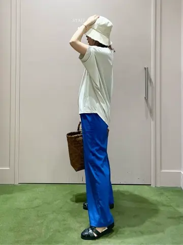 ANY フジコ コーディネート画像