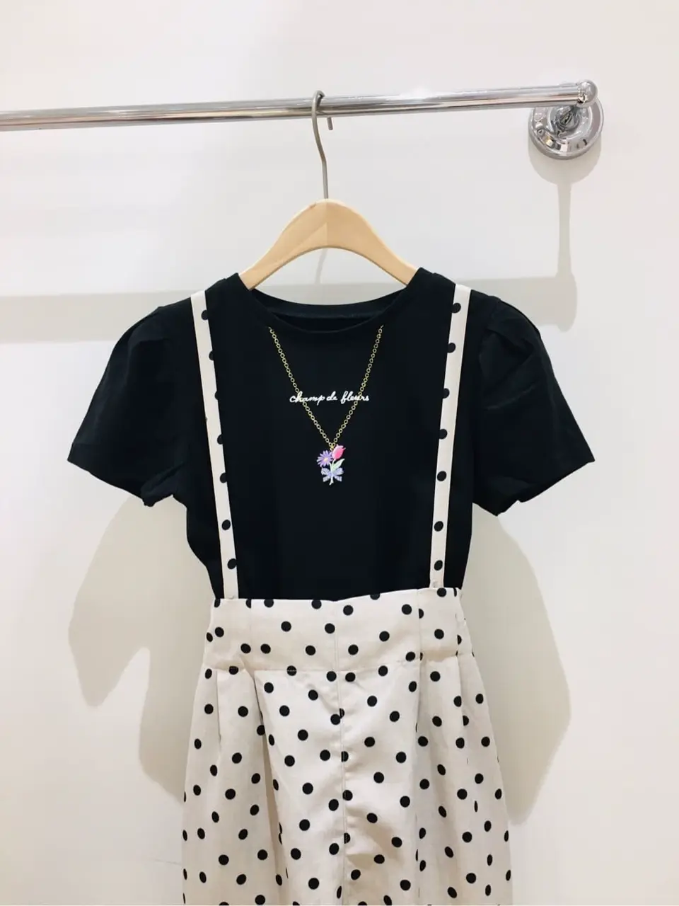 ANY 山口 コーディネート画像