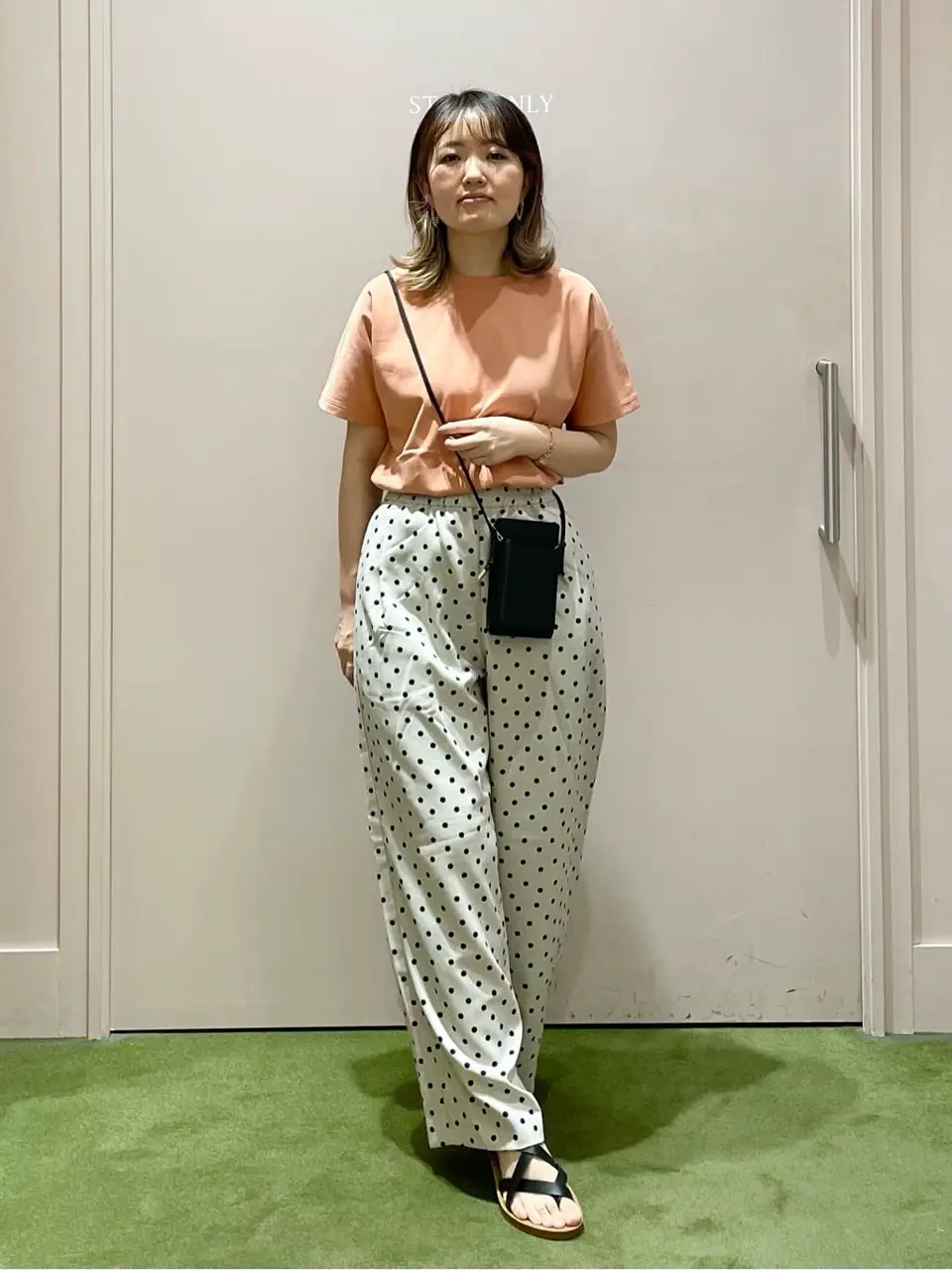 ANY フジコ コーディネート画像