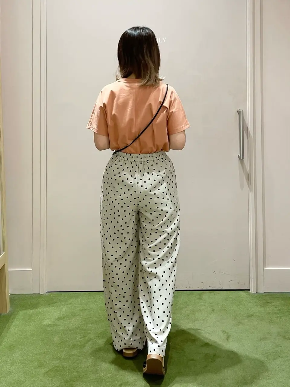 ANY フジコ コーディネート画像