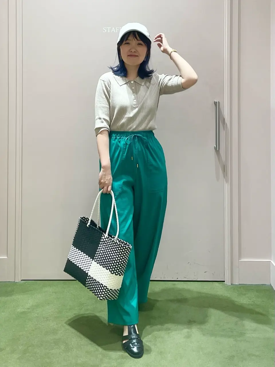 ANY フジコ コーディネート画像