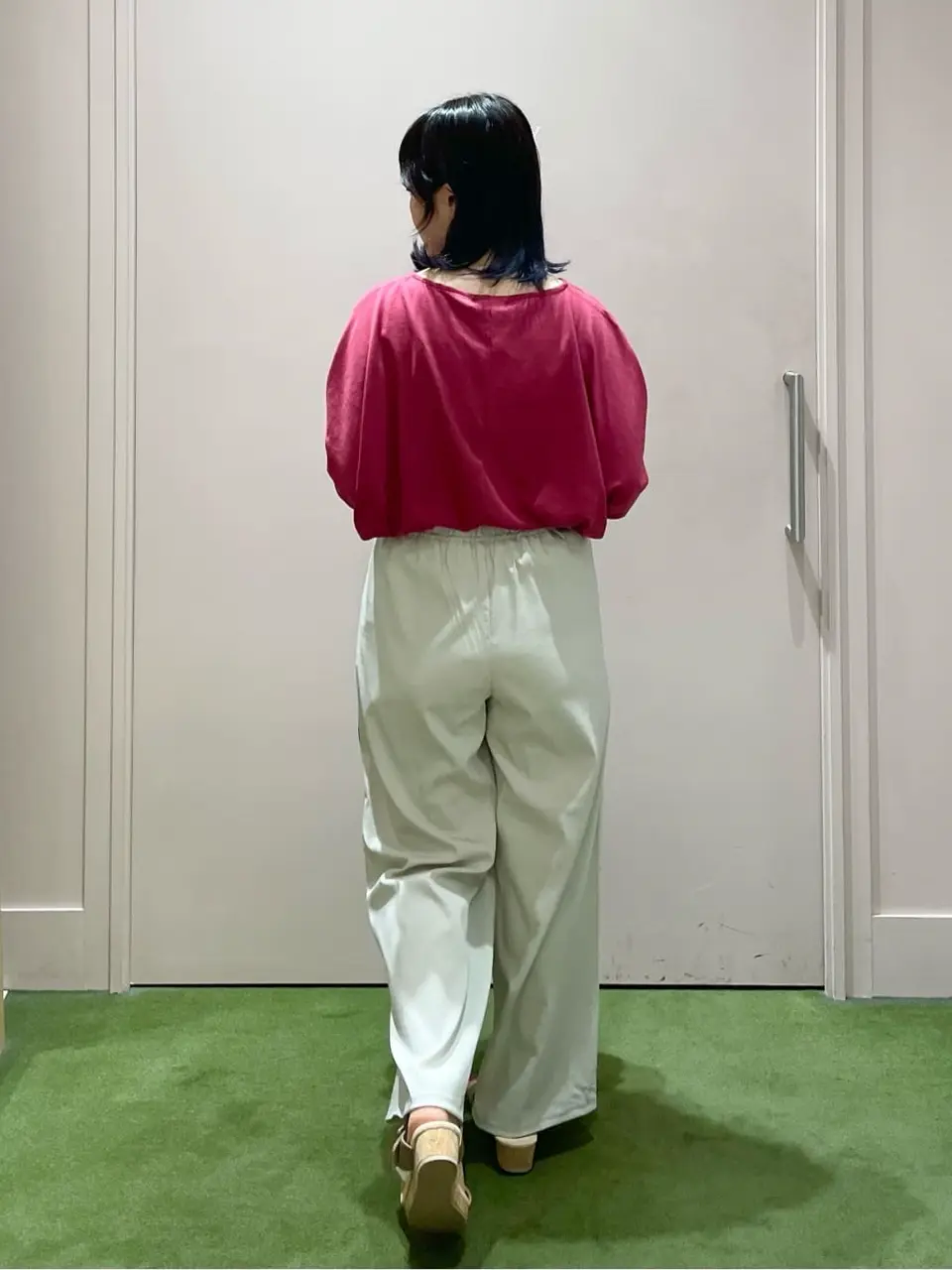 ANY フジコ コーディネート画像