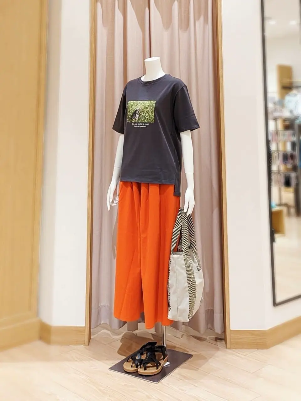 ANY 岩田 コーディネート画像