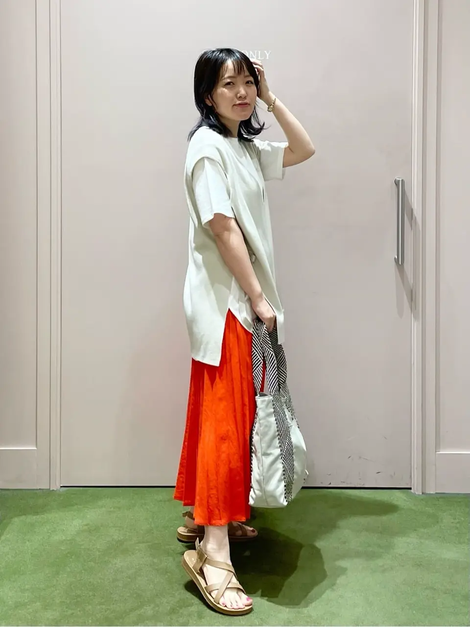 ANY フジコ コーディネート画像