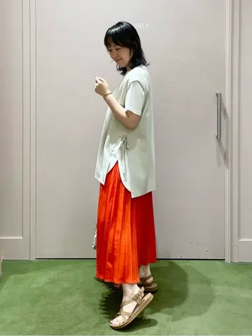 ANY フジコ コーディネート画像